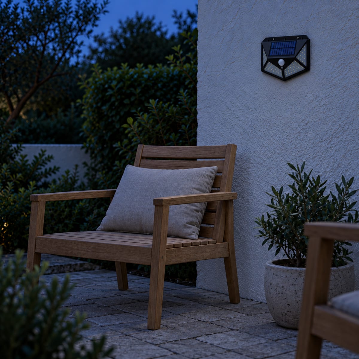 Patio with light off
