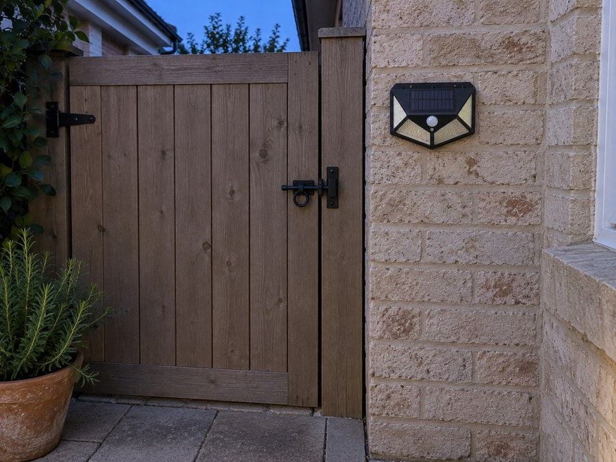 Illustrative entrance scene with the solar wall light off