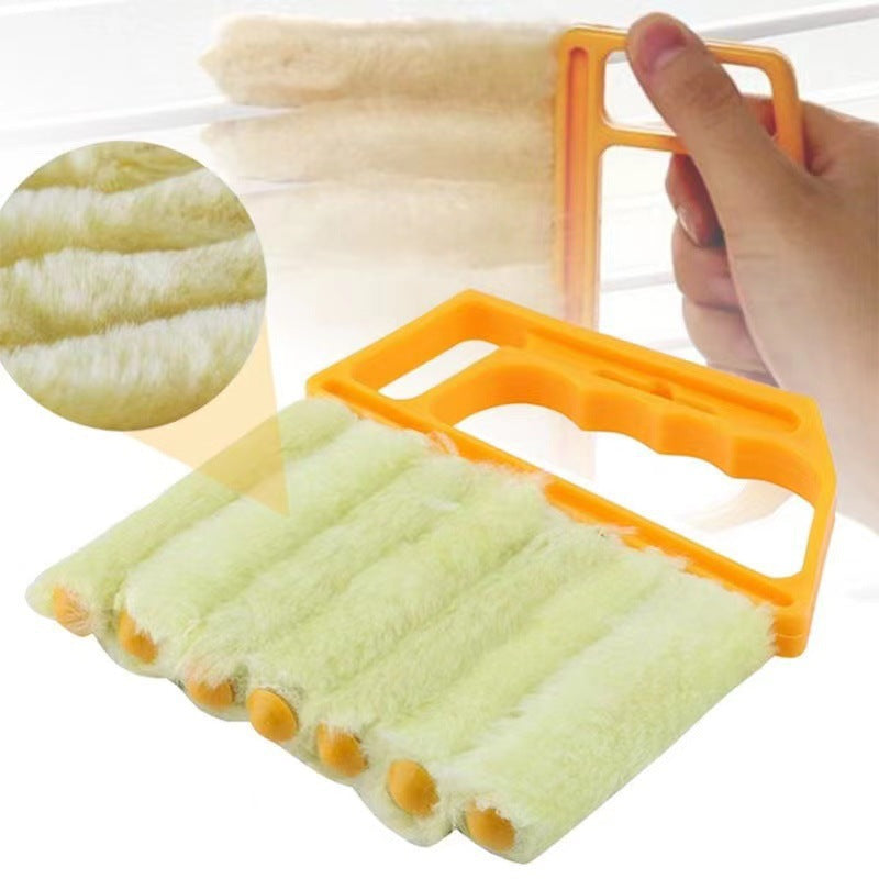 Multi-Finger Blind &amp; Vent Cleaning Brush